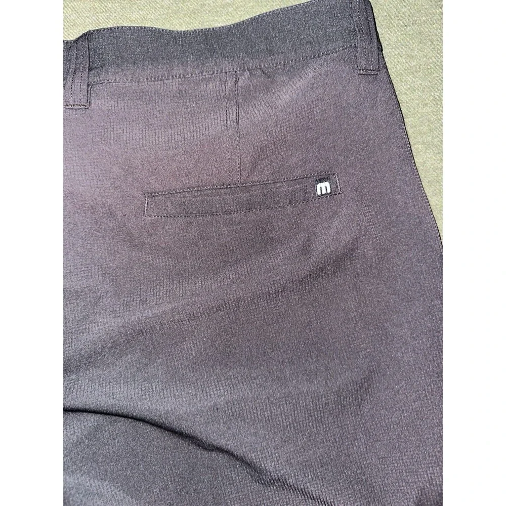 Travis Mathew Golf Shorts Mens 34 Black Performance Stretch Athletic